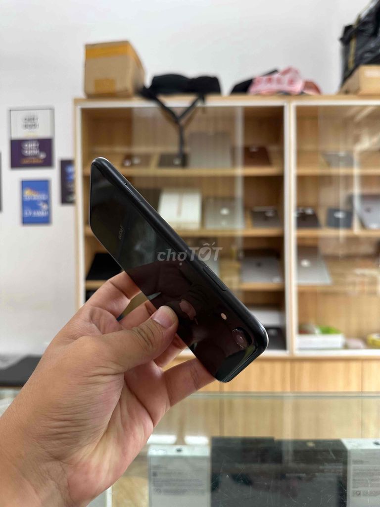 iPhone XR lock 64G zin all Full CN. Mua bán Điện thoại tại Quận Đống Đa Hà Nội được đăng bởi  HT Mobie Trả góp nợ xáu bao duyệt hình 3