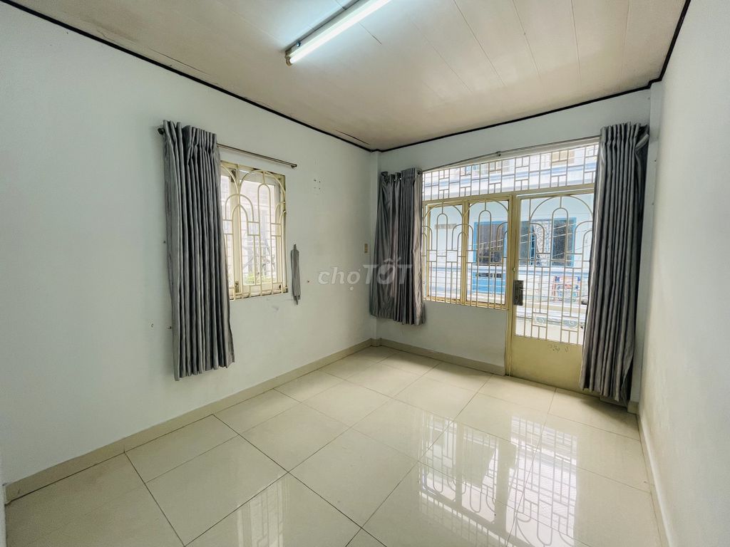 Nhà 2 mặt hẻm sạch sẽ, ngay Phường 3. Q Gò Vấp, giá nhỉnh 4 tỷ. Mua bán nhà ở tại Quận Gò Vấp Tp Hồ Chí Minh được đăng bởi Gia Hoàng hình 3