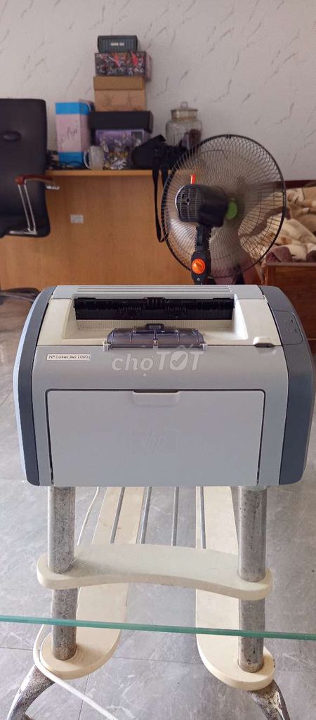 Máy in HP LaserJet 1020 Xám. Mua bán Đồ dùng văn phòng tại Thành phố Buôn Ma Thuột Đắk Lắk được đăng bởi son van hình 1