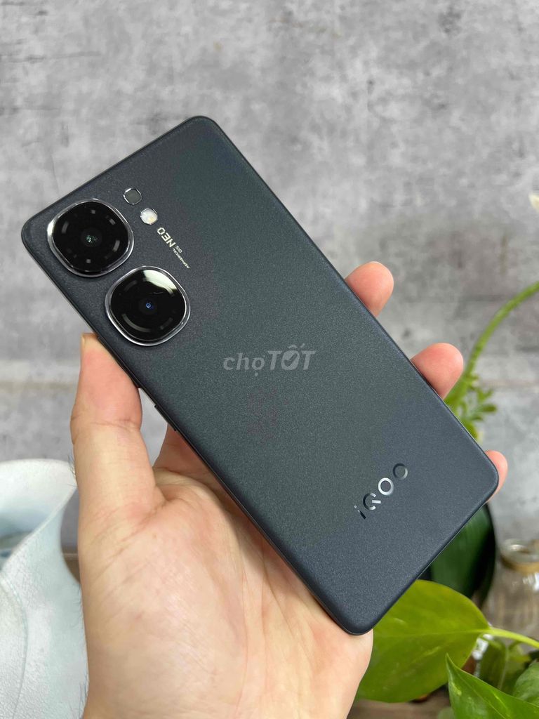 Vivo IQOO Neo 9 pro 16/512