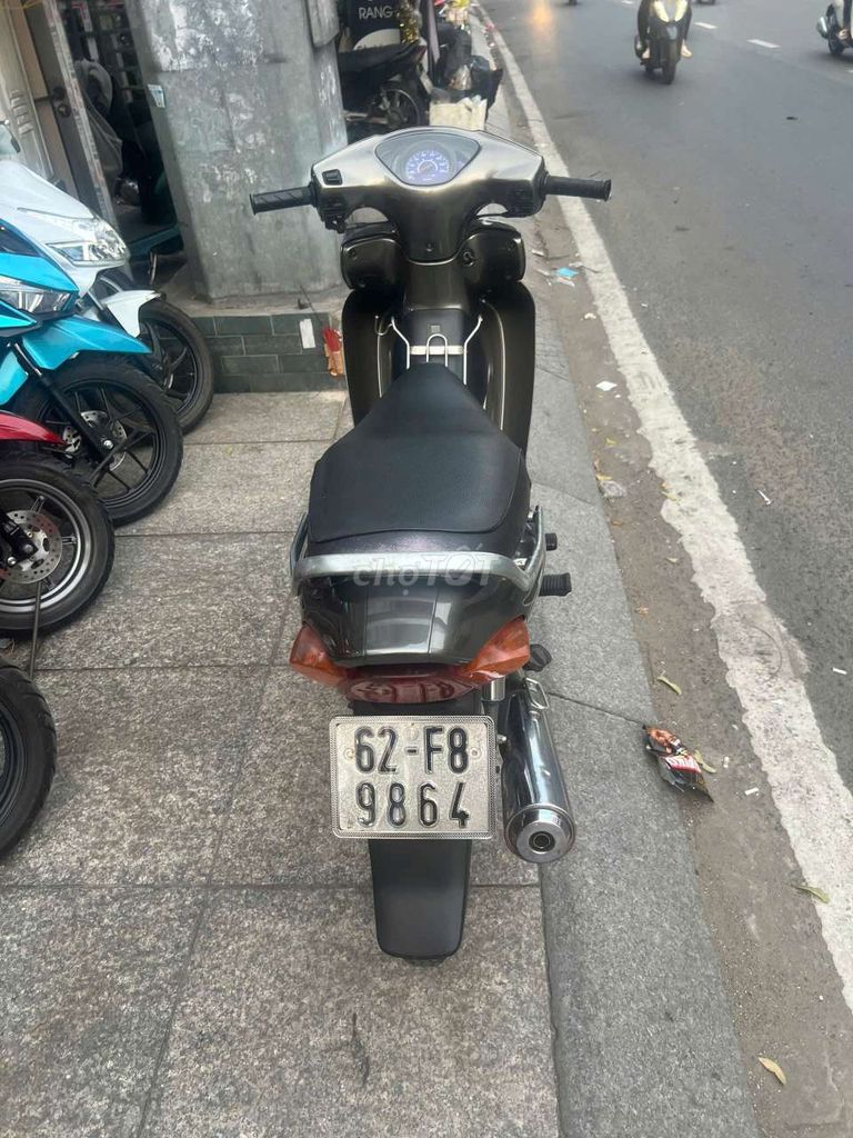 Honda future 2002 mới 90% biển số 62. Mua bán Xe máy tại Quận Tân Phú Tp Hồ Chí Minh được đăng bởi Tuanduy hình 5