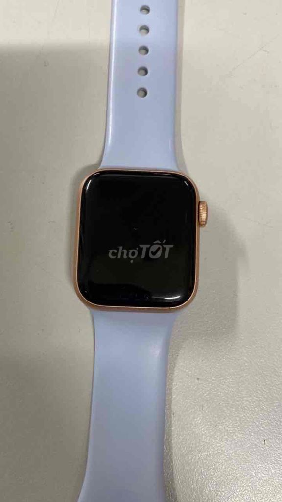 Đồng hồ thông minh Vàng hồng. Mua bán Thiết bị đeo thông minh tại Quận Đống Đa Hà Nội được đăng bởi Minh Nhật Nguyễn hình 1