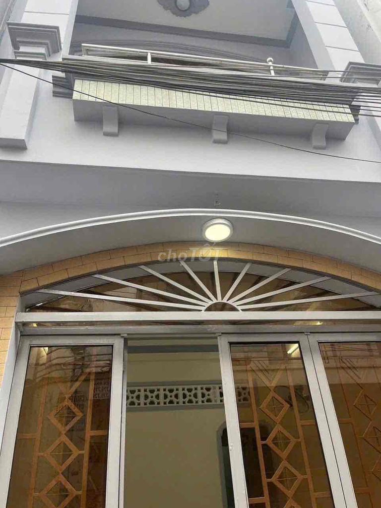 Cho thuê nhà 3pn nguyên duy cung p12 giá tốt
