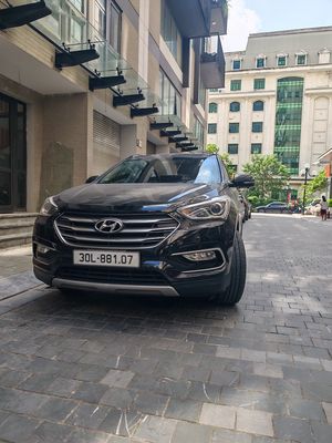 Hyundai Santa Fe 2017 2.4 AT 4 WD - 81000 km. Mua bán Ô tô tại Quận Đống Đa Hà Nội được đăng bởi Định