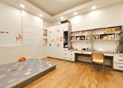 BÁN NHÀ ĐẸP CẠNH TÂ.N KỲ TÂN QUÝ - HẺM XE HƠI - ( 5.6X16M ) HƠN 5