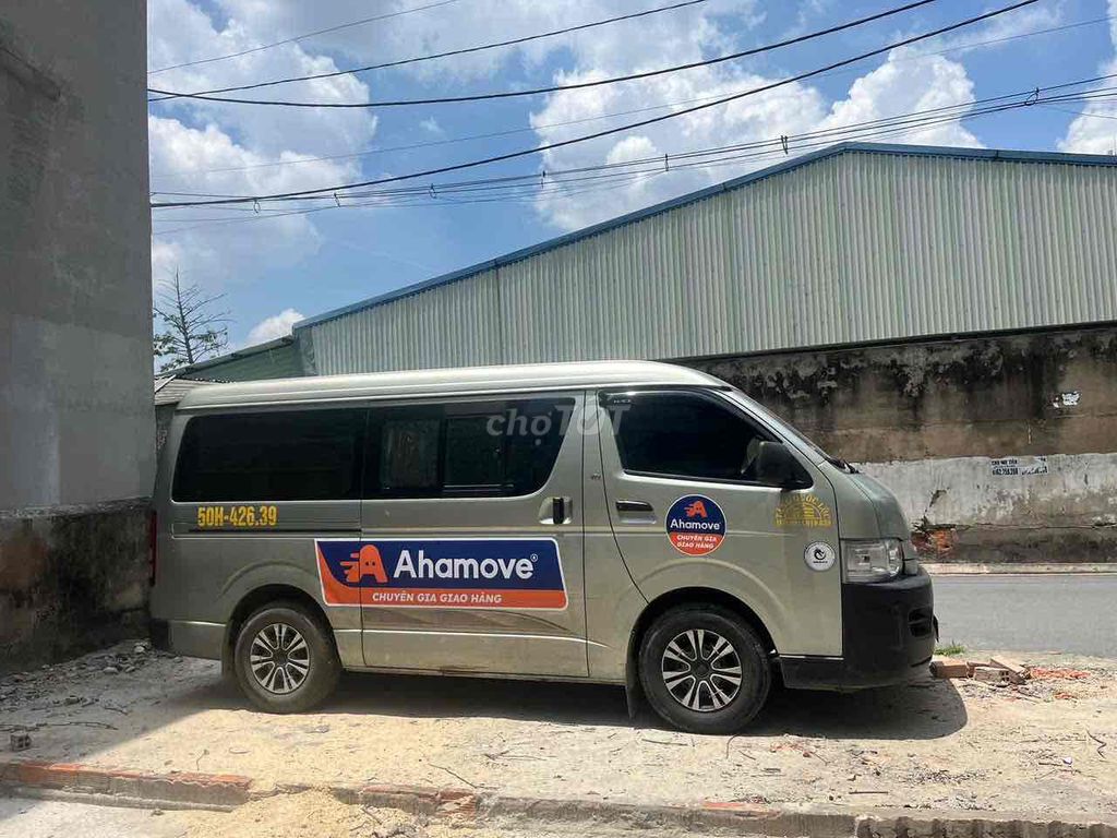 Toyota Hiace 2010 - 230000 km. Mua bán Ô tô tại Quận 12 Tp Hồ Chí Minh được đăng bởi Chang hình 4