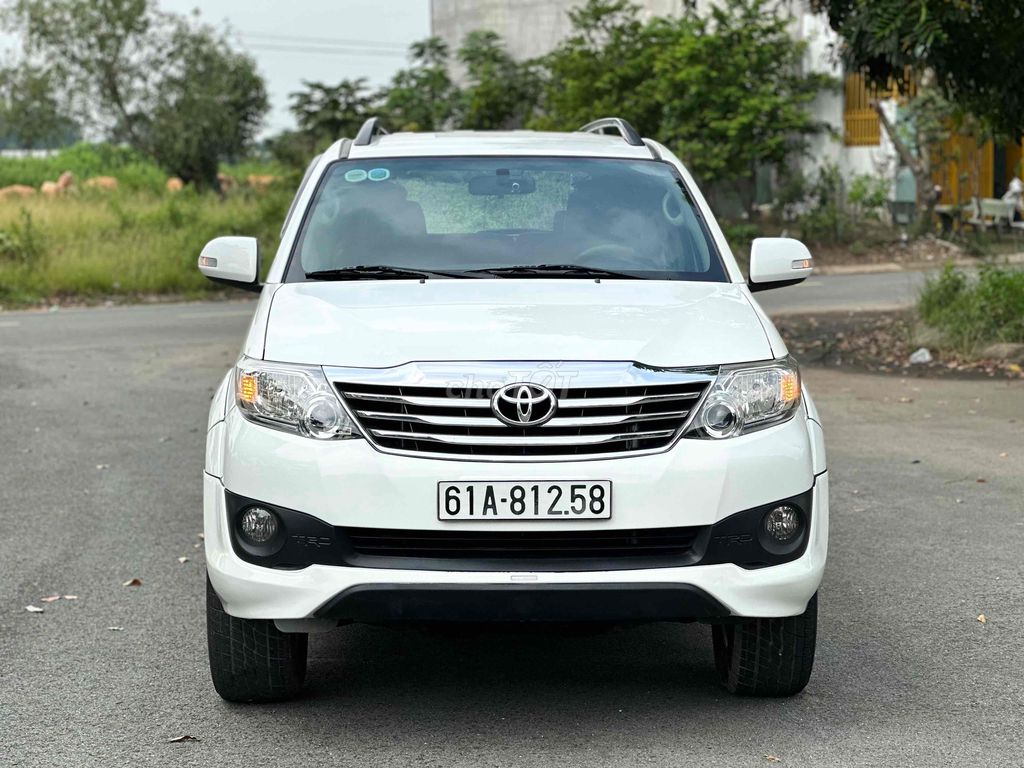 Toyota Fortuner 2014 2.7V TRD 4x2 - 150000 km