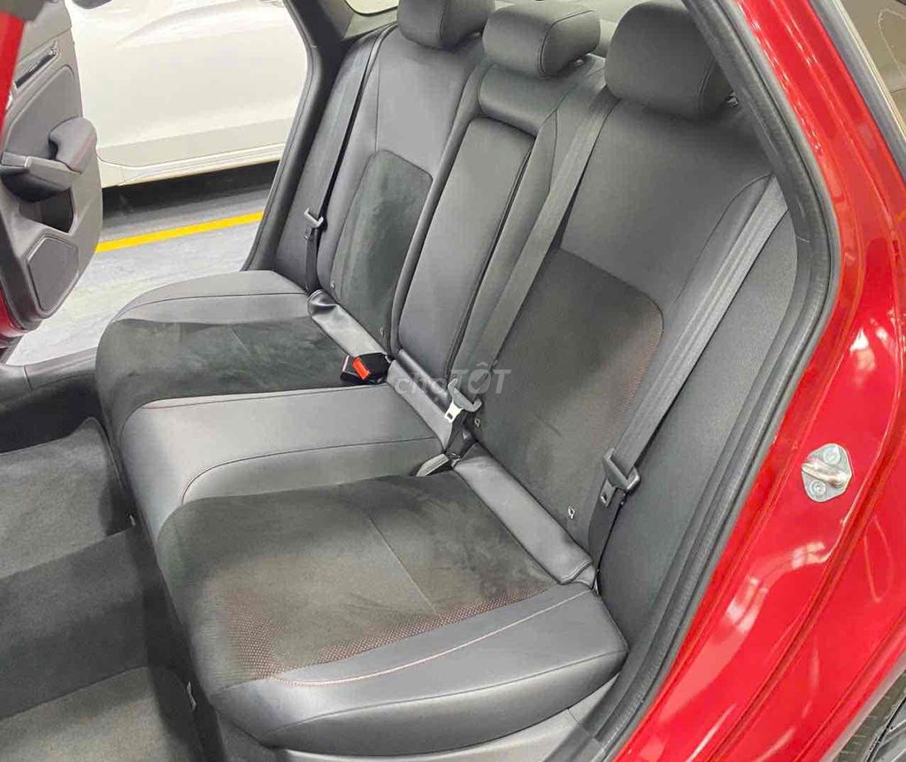 Honda Civic RS 2022 Đỏ 11.000 km. Mua bán Ô tô tại Thành phố Thủ Đức Tp Hồ Chí Minh được đăng bởi Long Auto Vạn Phúc hình 10