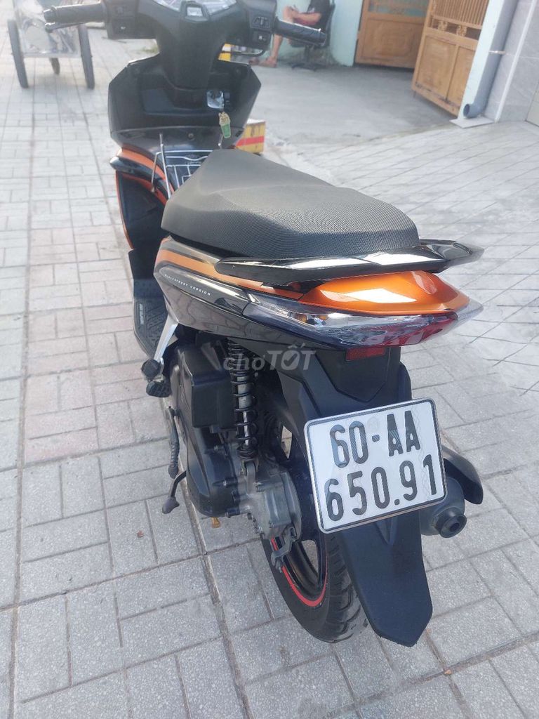 Xe chính chủ dàn áo rin chưa trầy xước. máy móc ok. Mua bán Xe máy tại Thành phố Biên Hòa Đồng Nai được đăng bởi NIÊM PHAN hình 2