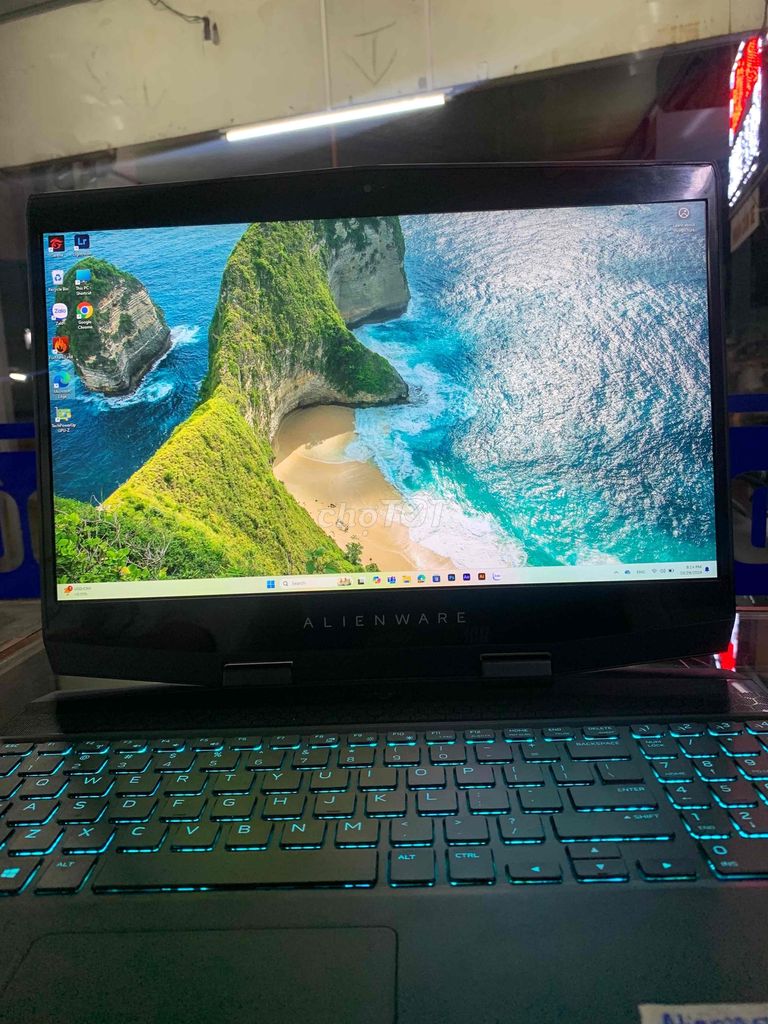 Alienware M15 R2 i7-9750H/32Gb/512Gb NVme/2060