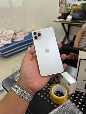 Apple iPhone 11 Pro Max 64GB Bạc 80%