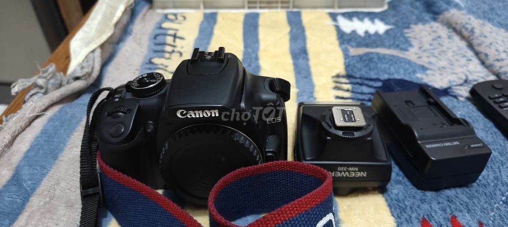 Máy ảnh Canon EOS Đen. Mua bán Máy ảnh, Máy quay tại Quận 11 Tp Hồ Chí Minh được đăng bởi Khánh Minh Nguyễn quý hình 1