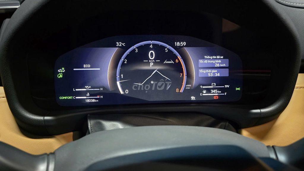 Lexus LX600 Urban 2025 7 мест черный 18000 км