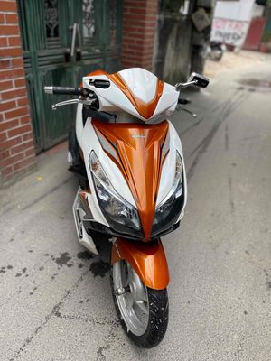 Ab 2015 125cc máy móc nguyên zin chính chủ từ đầu. Mua bán Xe máy tại Quận Cầu Giấy Hà Nội được đăng bởi Trần Lan Hương