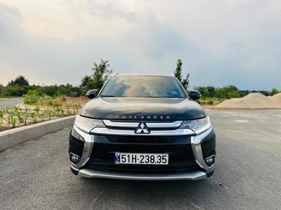 Mitsubishi Outlander 2019 Premium Đen