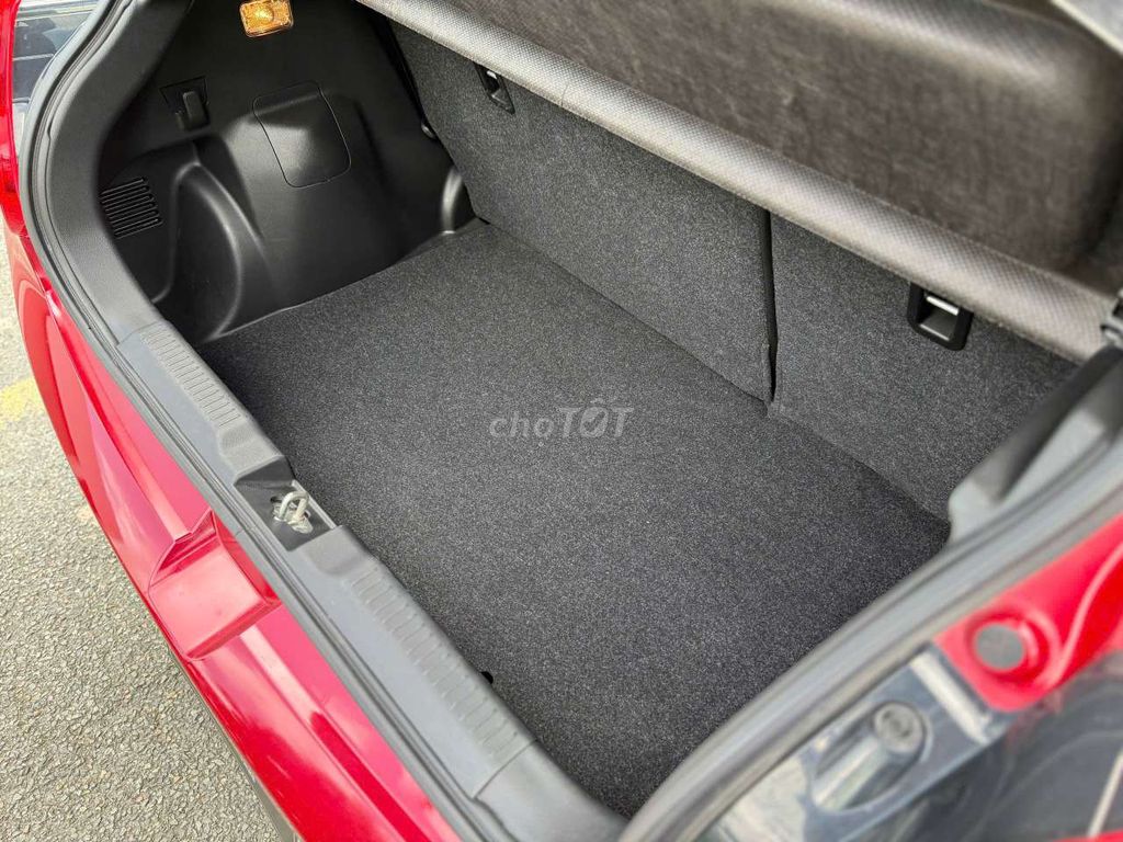 Suzuki Swift 2020 GLX 1.2 AT - 14000 km. Mua bán Ô tô tại Thành phố Thủ Đức Tp Hồ Chí Minh được đăng bởi Quốc hình 6