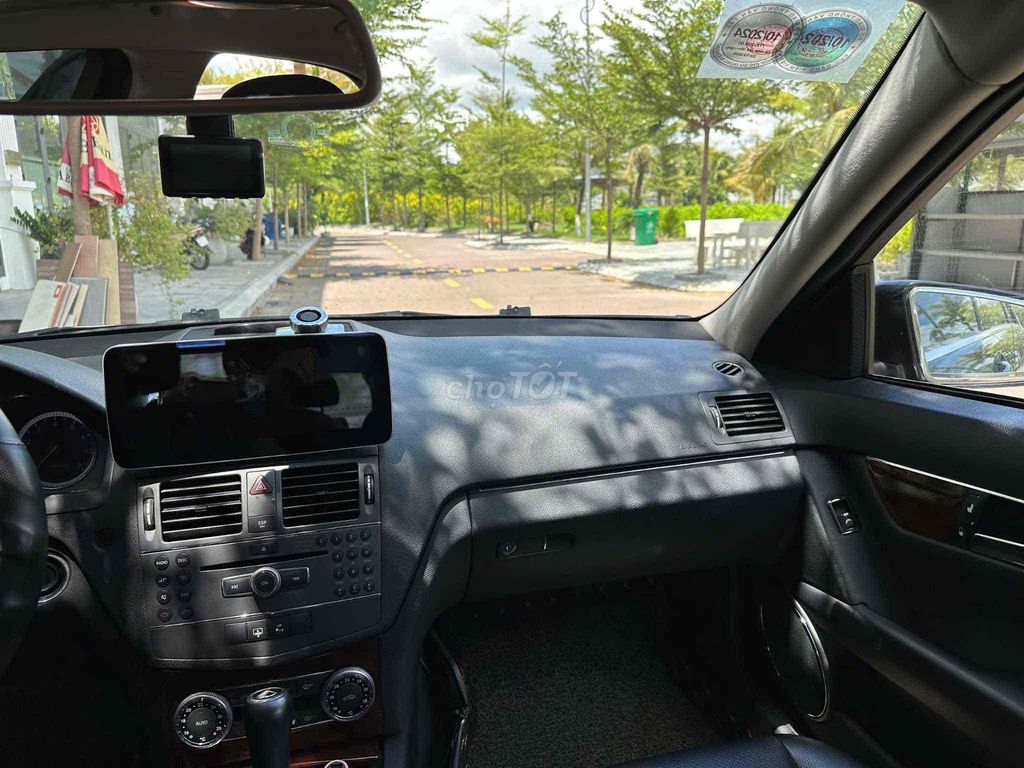 Mercedes Benz C Class 2010 C250 CGI - 100000 km. Mua bán Ô tô tại Thành phố Qui Nhơn Bình Định được đăng bởi Tên chưa cung cấp hình 5