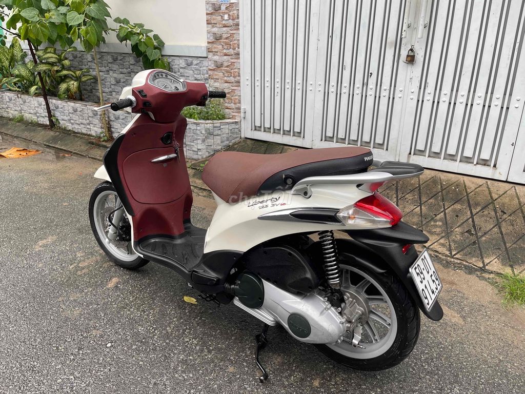 Liberty 125 3Vie 2014 bstp 9chủ xe đẹp máy bao zin. Mua bán Xe máy tại Quận Bình Tân Tp Hồ Chí Minh được đăng bởi HUY hình 3