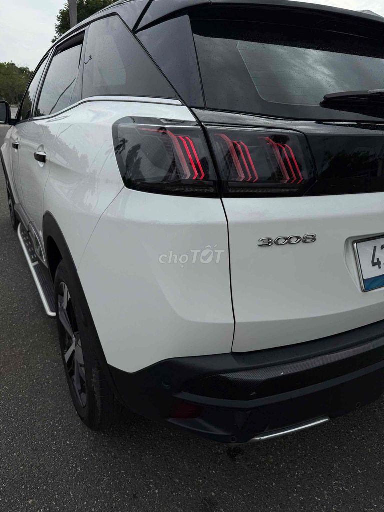 Peugeot 3008 2021 Allure 1.6 AT - 75000 km. Mua bán Ô tô tại Quận Cẩm Lệ Đà Nẵng được đăng bởi Nguyễn Văn Tuấn hình 2