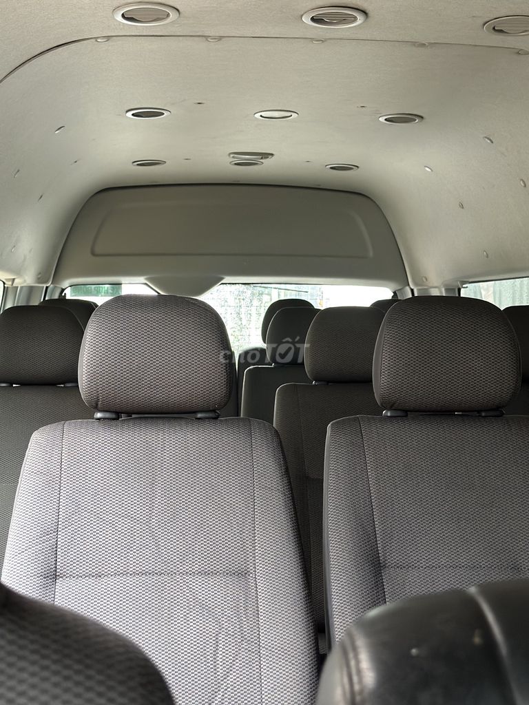 Toyota Hiace 2017 máy dầu Nhập Nhật còn rất đẹp.. Mua bán Ô tô tại Quận Bình Tân Tp Hồ Chí Minh được đăng bởi Quốc Phú hình 6