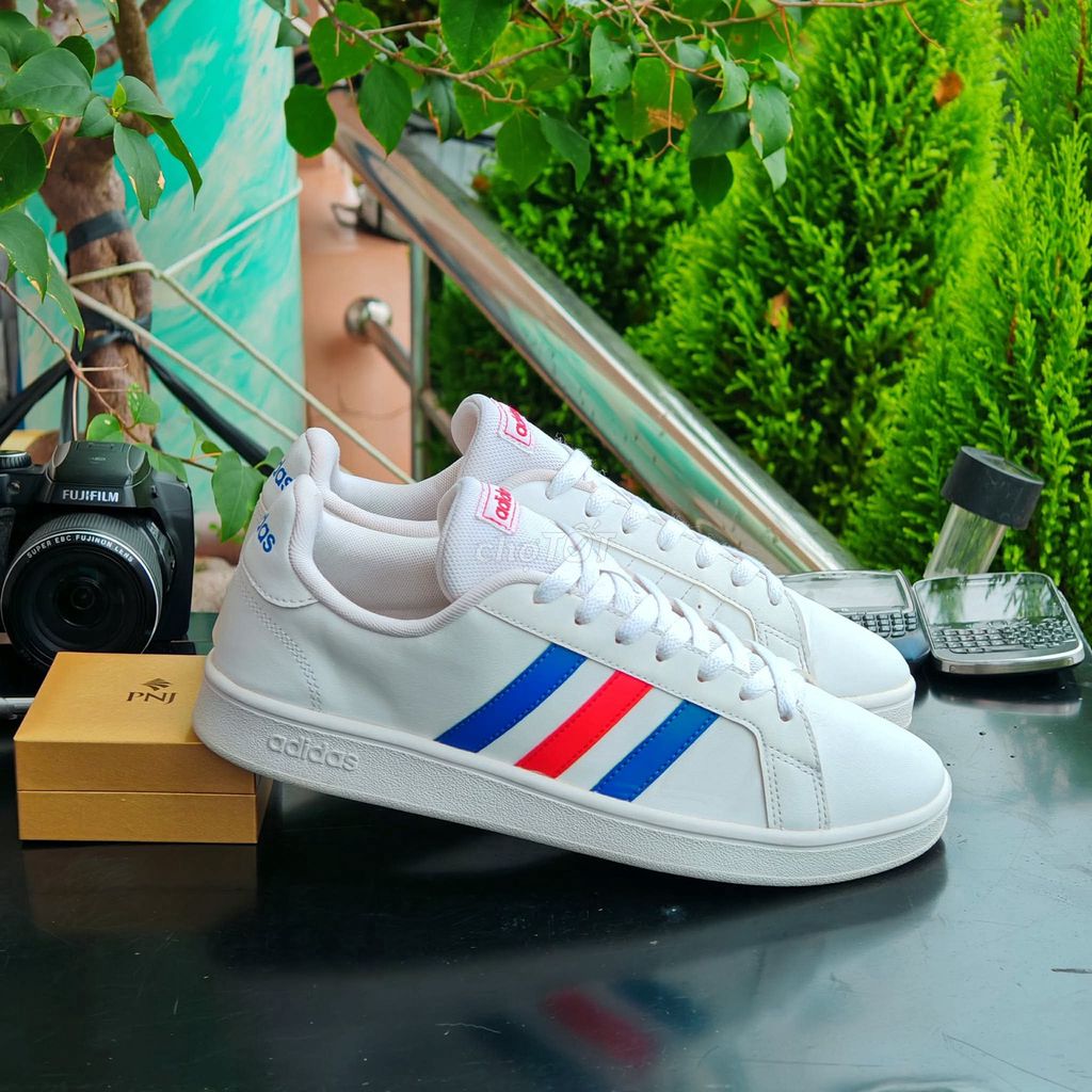 [CHÍNH HÃNG] Giày thể thao Adidas Grand Court Base. Mua bán Giày dép tại Thành phố Thủ Dầu Một Bình Dương được đăng bởi chú CÔNG AN bán giày CHÍNH HÃNG hình 1