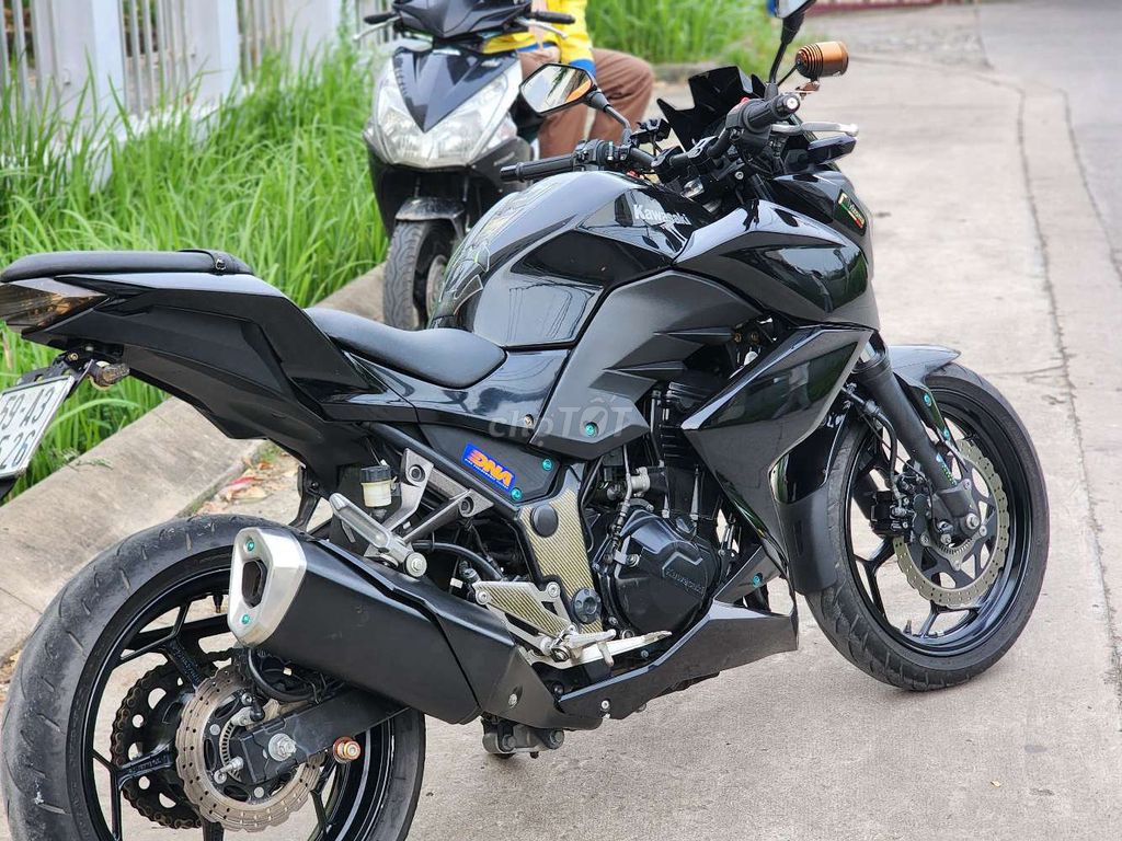 Z300 biển 59 cần bán hoặc giao lưu. Mua bán Xe máy tại Huyện Nhà Bè Tp Hồ Chí Minh được đăng bởi Hoán Nguyễn hình 4