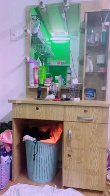 tủ trang điểm giá rẻ bèo. Mua bán Tủ, kệ gia đình tại Quận Bình Thạnh Tp Hồ Chí Minh được đăng bởi Nguyen Phuong