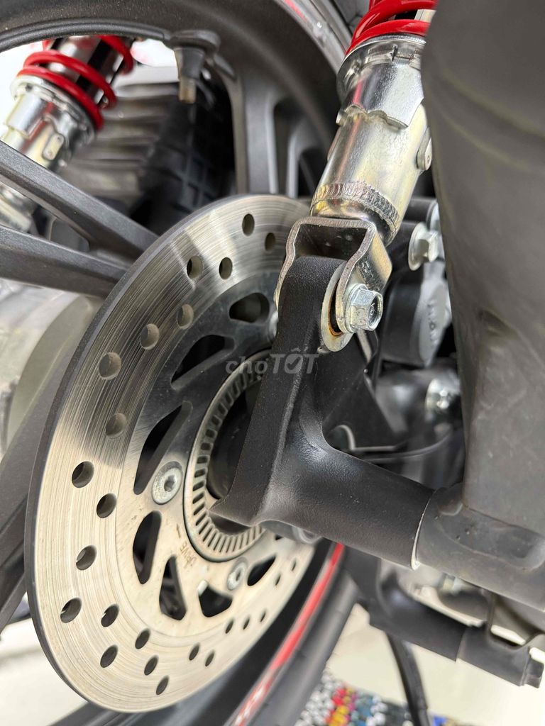 SH 160ABS cực đẹp chạy lướt vài ngàn km. Mua bán Xe máy tại Quận Thanh Khê Đà Nẵng được đăng bởi THẾ MẪN CHUYÊN XE LƯỚT CÓ BÁN TRẢ GÓP  hình 10