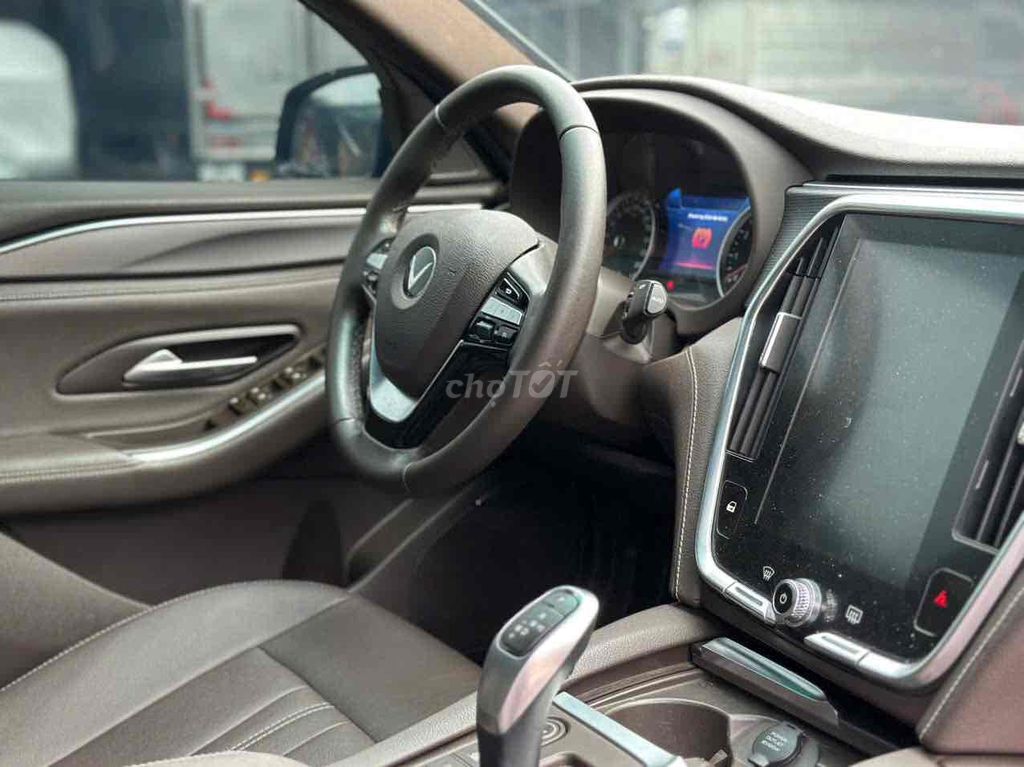 VinFast Lux A2.0 2021 2.0 AT - 56064 km. Mua bán Ô tô tại Quận 12 Tp Hồ Chí Minh được đăng bởi Le Thanh Tùng hình 6