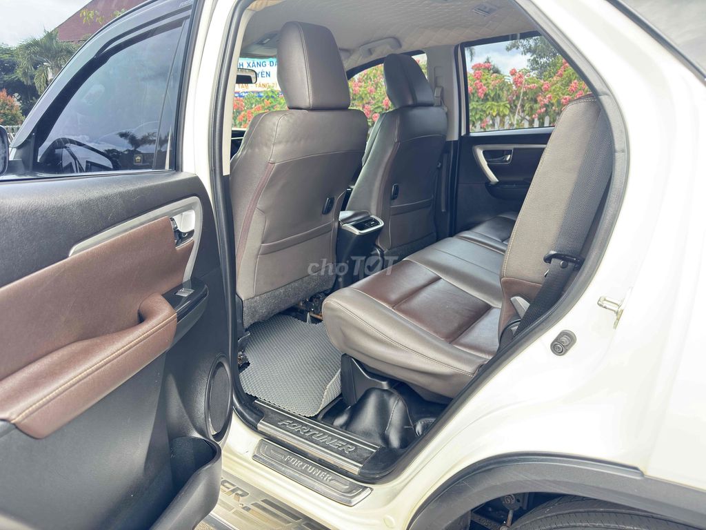 Toyota Fortuner 2020 2.4G 4x2 AT - 93000 km. Mua bán Ô tô tại Thành phố Buôn Ma Thuột Đắk Lắk được đăng bởi AUTO  THẮNG TOÀN PHÁT  hình 12