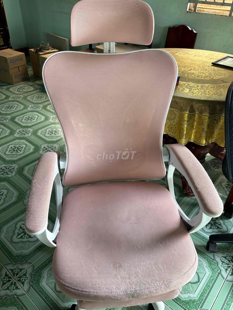 Ghế văn phòng Lưới Kê chân Hiện đại. Mua bán Bàn ghế tại Huyện Bến Lức Long An được đăng bởi Đặng Phong hình 1