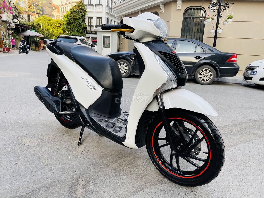 Honda SH Việt 125 TRẮNG 2017 Máy Nguyên Biển 29. Mua bán Xe máy tại Quận Nam Từ Liêm Hà Nội được đăng bởi HẢI ĐĂNG hình 6