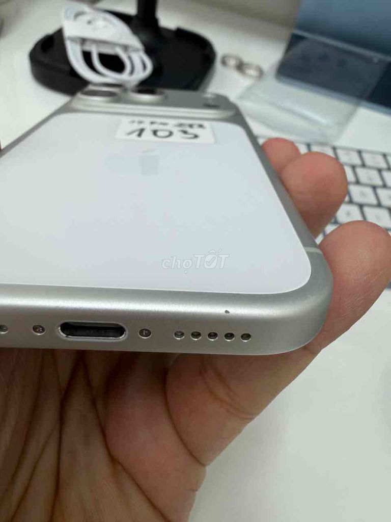 iPhone 17 Pro 256GB Bạc VN/A. Mua bán Điện thoại tại Quận 5 Tp Hồ Chí Minh được đăng bởi Thế Giới Táo hình 1
