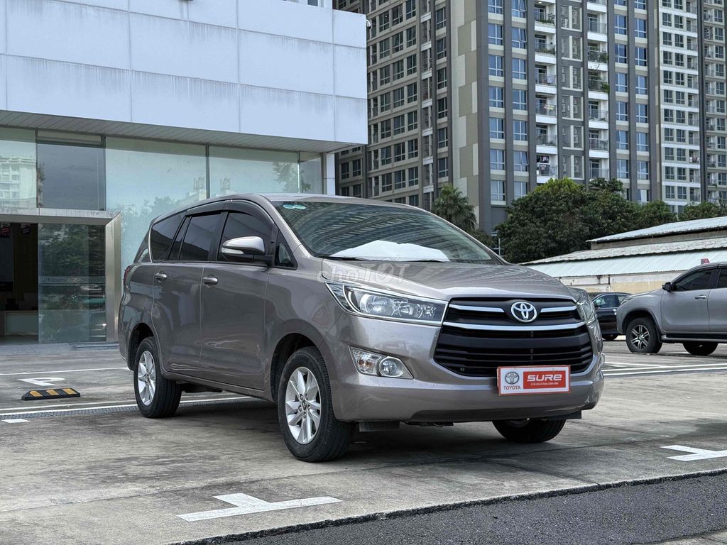 Toyota Innova 2017 2.0G -7 chỗ số tự động tại hãng. Mua bán Ô tô tại Quận Bình Thạnh Tp Hồ Chí Minh được đăng bởi Công Sang hình 3