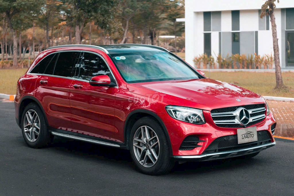 Mercedes Benz GLC300 4Matic 2019 - 68000 km. Mua bán Ô tô tại Quận Tân Phú Tp Hồ Chí Minh được đăng bởi Thái LA Auto hình 3