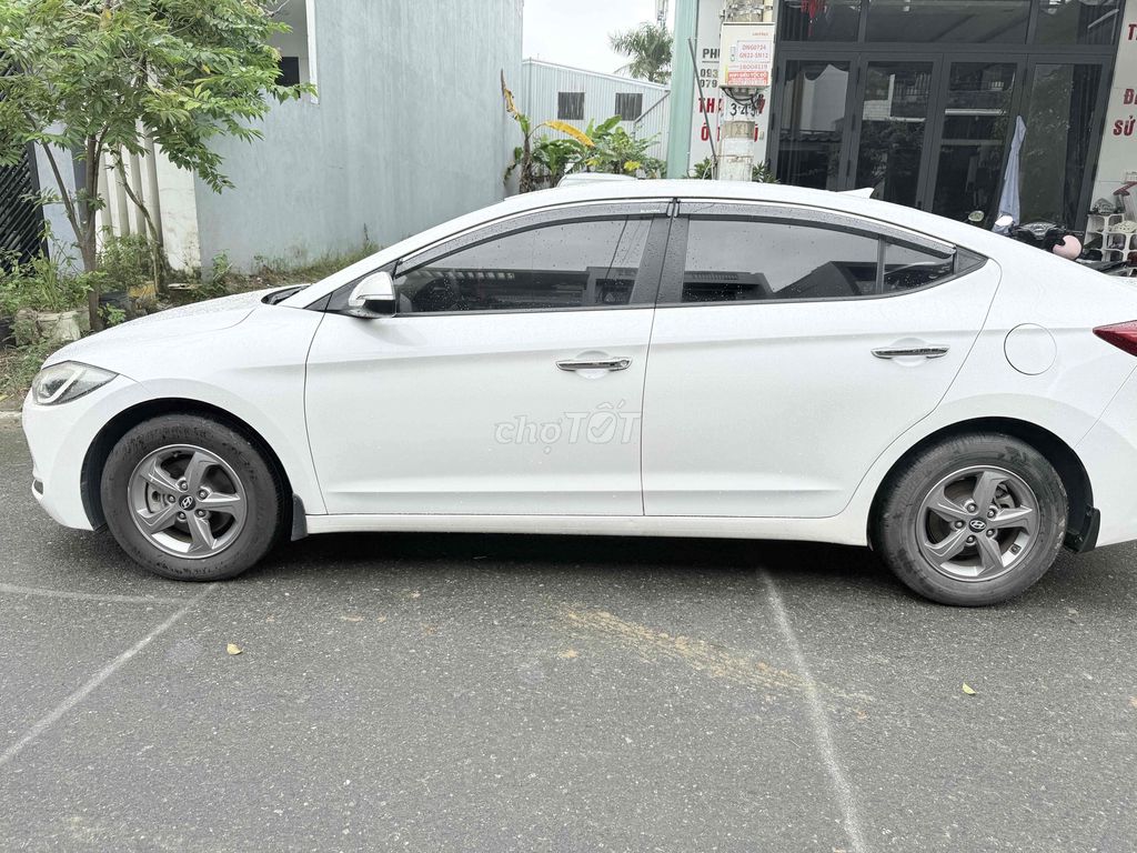 Hyundai Elantra 2019 1.6MT - xe mới kinh 2 khoá. Mua bán Ô tô tại Quận Liên Chiểu Đà Nẵng được đăng bởi Bo auto xe lướt đà nẵng  hình 5