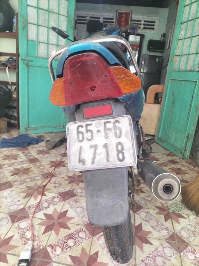 Dư xài bán lại xe số 110cc đăng kí 2002. Mua bán Xe máy tại Quận Cái Răng Cần Thơ được đăng bởi Bùi quốc trung  hình 3