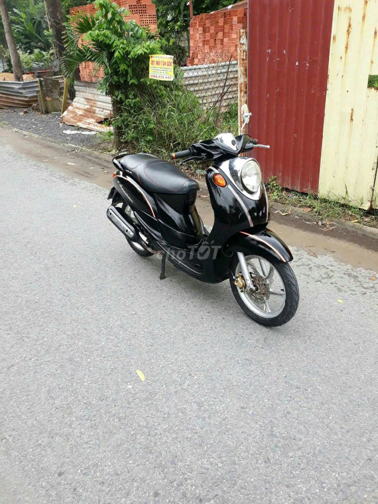 Classico xe rất đẹp máy móc zin bốc bs thành phố. Mua bán Xe máy tại Thành phố Dĩ An Bình Dương được đăng bởi Xe Máy Thanh Bình hình 3