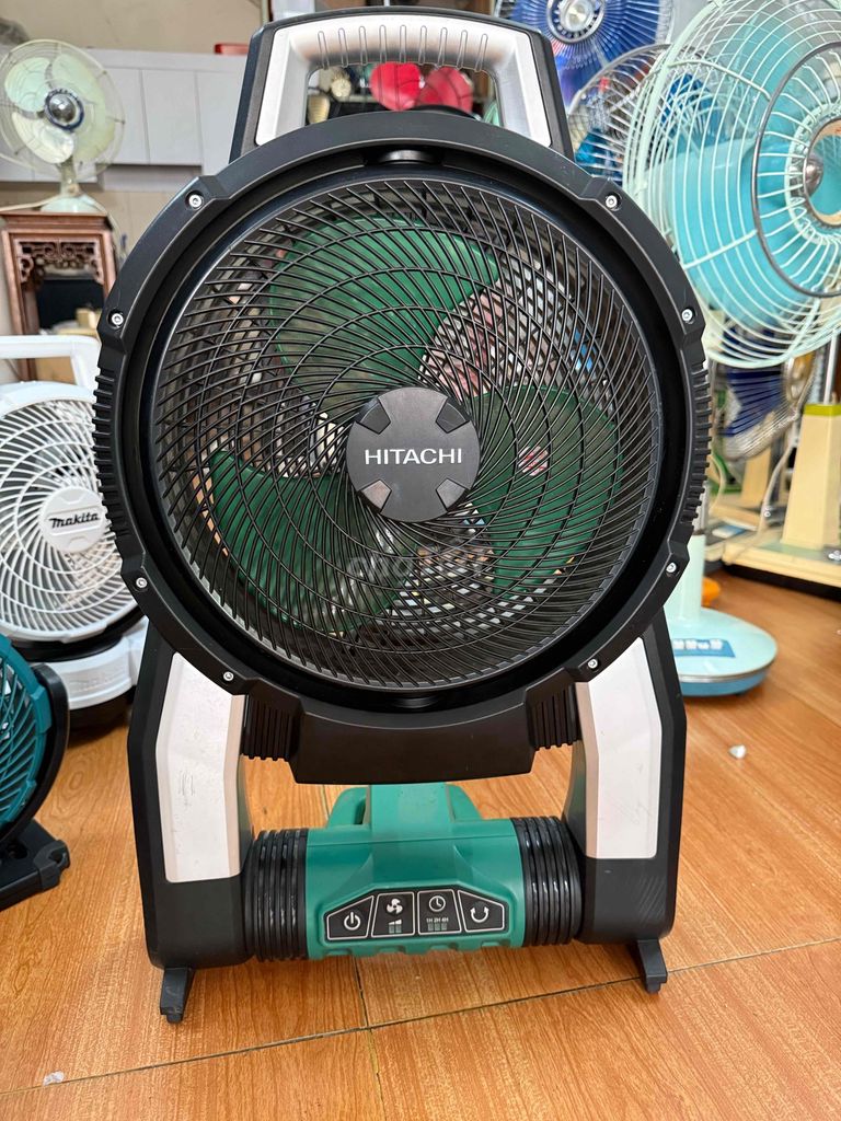 Quạt tích điện Hitachi. Mua bán Quạt tại Thành phố Hải Dương Hải Dương được đăng bởi hồ văn út  hình 1