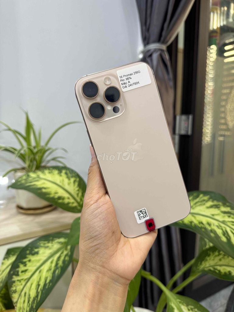 Apple iPhone 16 Pro Max 256GB Vàng. Mua bán Điện thoại tại Huyện Hóc Môn Tp Hồ Chí Minh được đăng bởi Nguyễn Thu hình 1