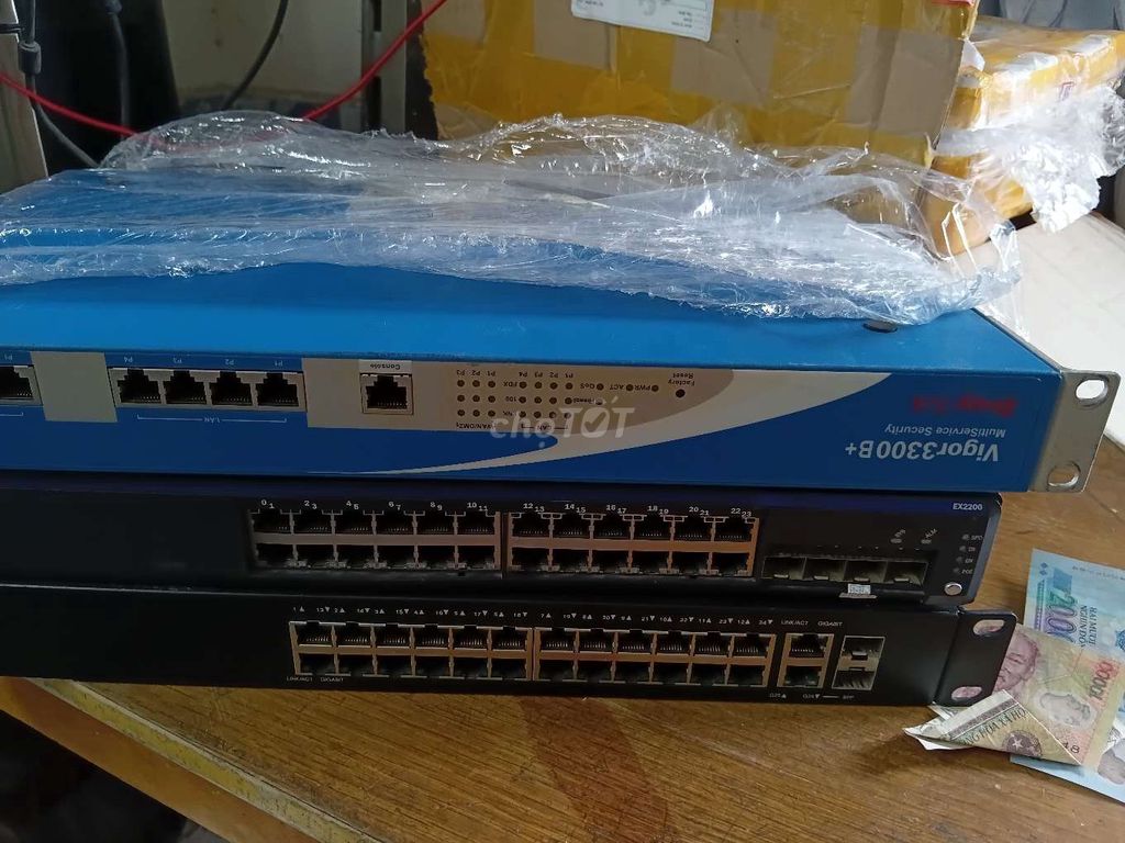 Draytek 3300B+ cisco sg250 26+ juniper ax2200. Mua bán Phụ kiện (Màn hình, Chuột...) tại Thành phố Dĩ An Bình Dương được đăng bởi Trần Cường hình 1