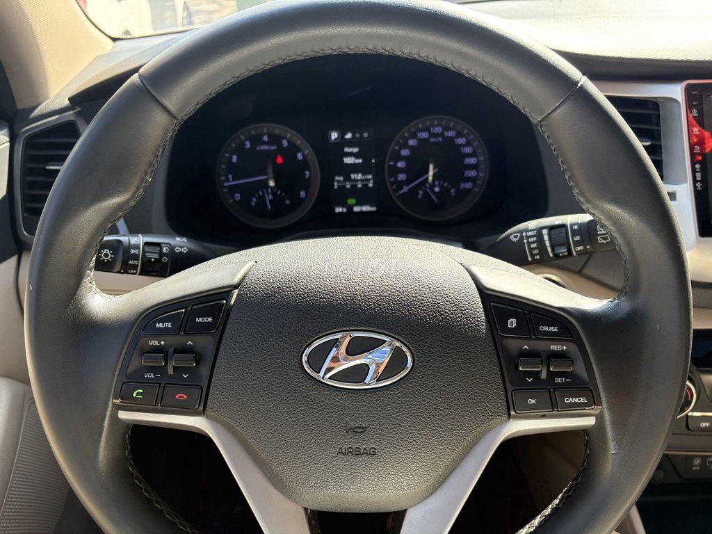 Hyundai Tucson 2018 2.0 ATH - 61000 km. Mua bán Ô tô tại Huyện Đức Trọng Lâm Đồng được đăng bởi Nguyễn Hữu Dự hình 10