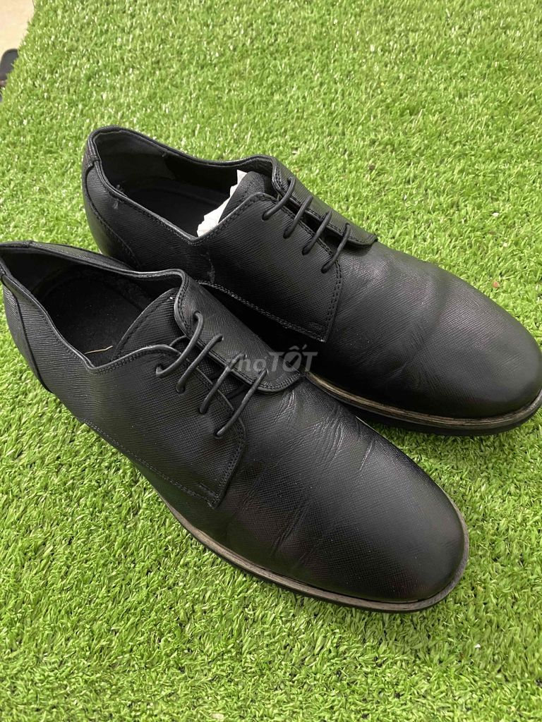 Giày tây Fendy Nam Da thật Đen. Mua bán Giày dép tại Thành phố Chí Linh Hải Dương được đăng bởi Quỳnh Nga 2hand hình 1
