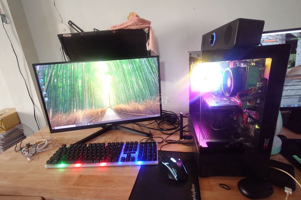 PC Gaming Ryzen 3 3200G 8GB/500GB 24 inch. Mua bán Máy tính để bàn tại Thành phố Buôn Ma Thuột Đắk Lắk được đăng bởi Quốc Khiêm hình 1
