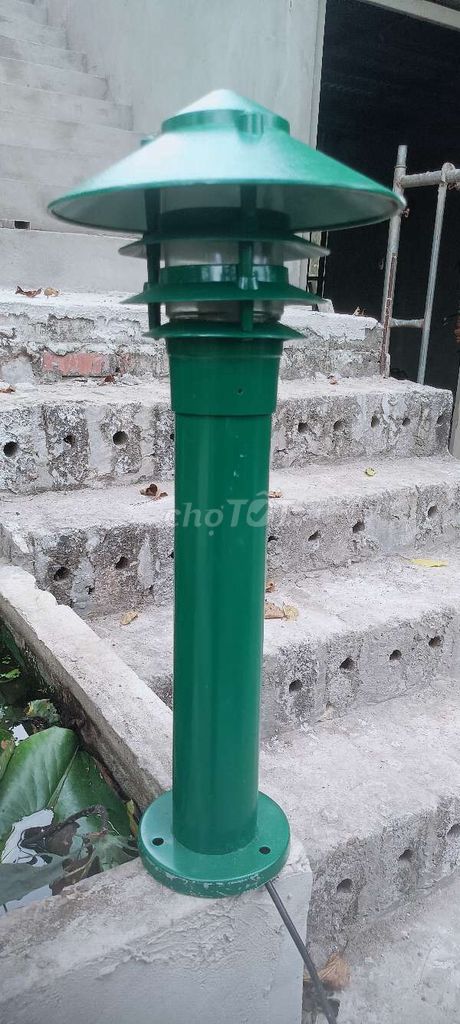 Đèn sân vườn Kim loại Xanh lá. Mua bán Đèn tại Huyện Nam Trực Nam Định được đăng bởi Nhat Vu Van hình 1