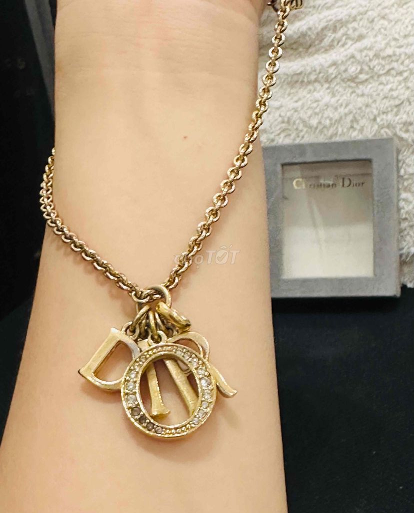Dây chuyền Dior Auth