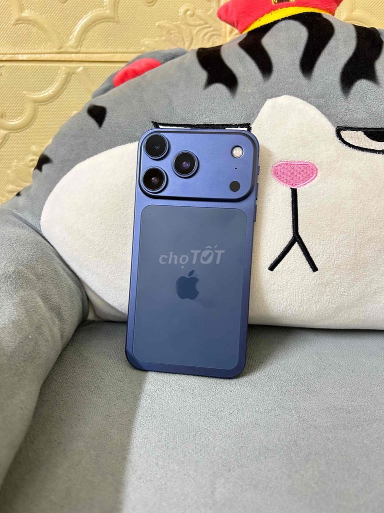 iPhone XR bản V/N zin độ 17pro đẹp keng. Mua bán Điện thoại tại Quận 7 Tp Hồ Chí Minh được đăng bởi Nhóc hình 1