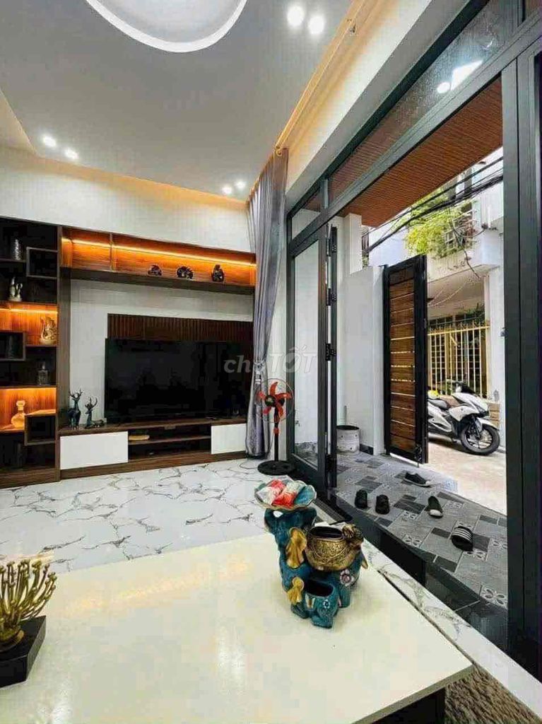 nhà kiệt ôtto Hoàng Diệu Hải Châu