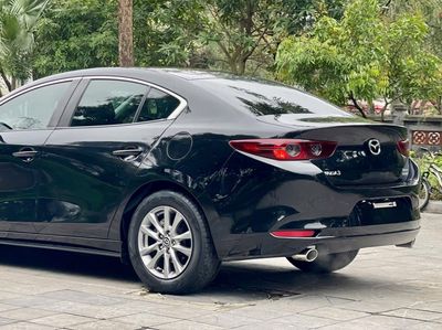 Mazda 3 Deluxe 2020. Mua bán Ô tô tại Quận Long Biên Hà Nội được đăng bởi Đức Trung