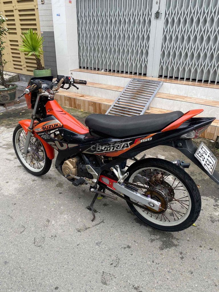 Suzuki Raider biển SG máy siêu êm ngon cavet đủ. Mua bán Xe máy tại Quận Bình Tân Tp Hồ Chí Minh được đăng bởi Duy Linh  hình 6